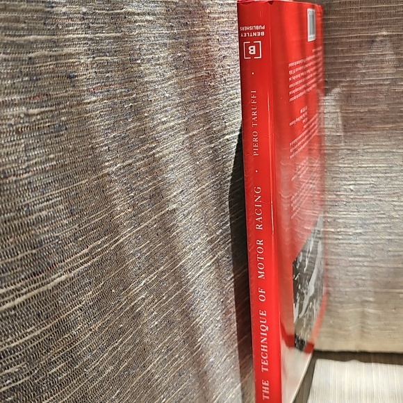 The Technique Of Motor Racing Hard Cover Book - Picture 4 of 13